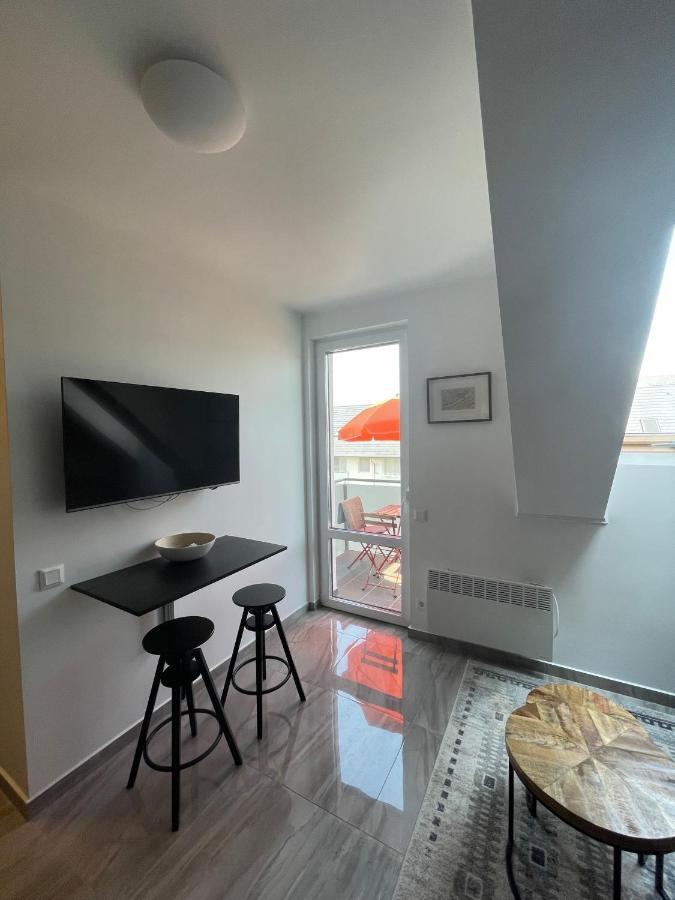 Hello 3B Apartman Apartment เคสเท ภายนอก รูปภาพ